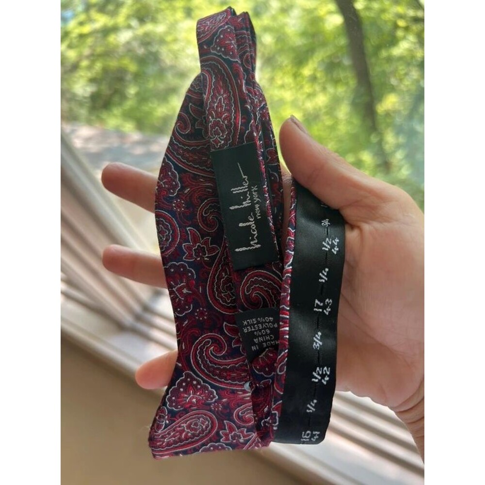 Nicole Miller New York Bow tie
